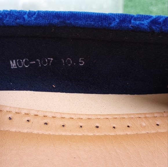 ROYAL SHOES Men's Blue Suede Loafers - Picture 14 of 14